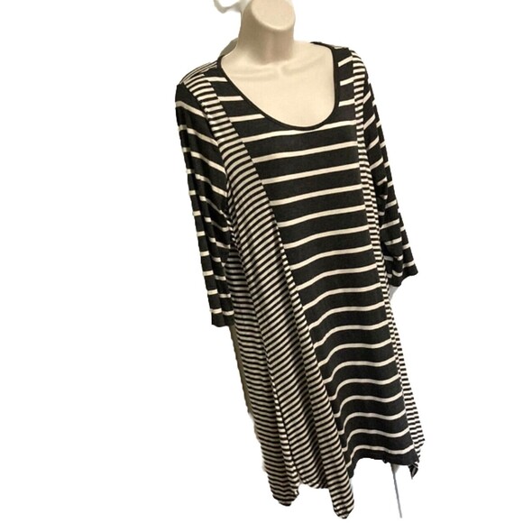 Shark Bite Hem Striped Long Sleeve Midi Dress by Emily Stacy Medium and Large - Picture 2 of 11